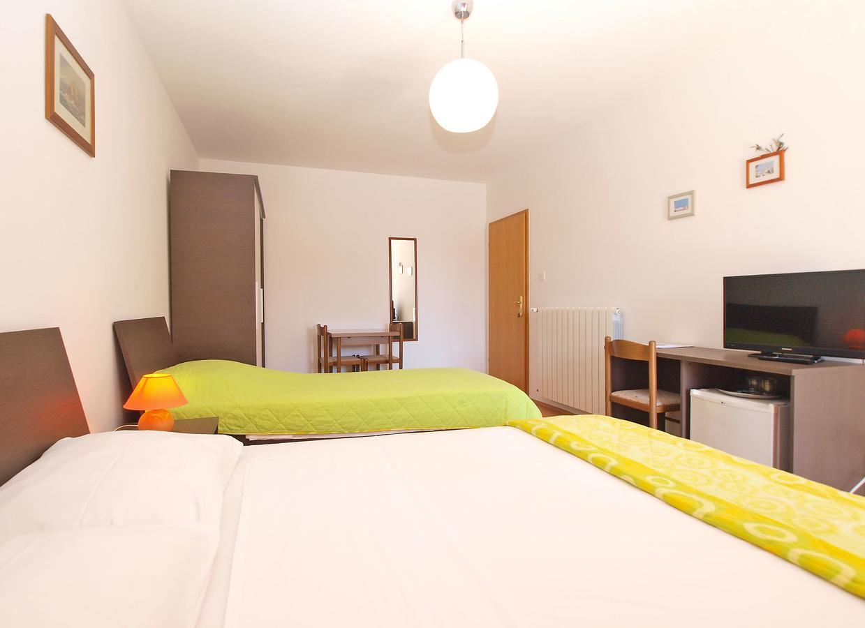 Rooms Ivica 1452 Fažana Eksteriør bilde